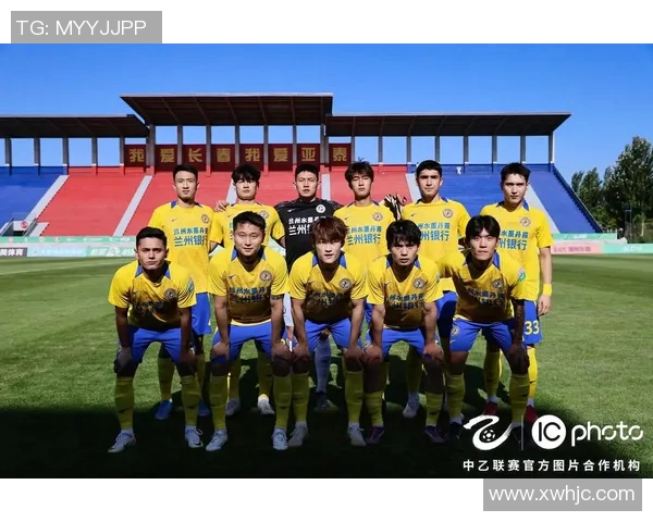 郴州足球比赛热潮来袭球迷齐聚为家乡球队加油助威